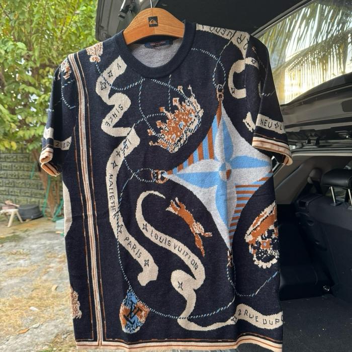 Louis Vuitton Baju Pria Size S Ke M Motif Keren untuk Pria