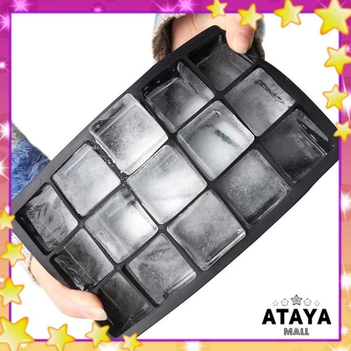 Cetakan Es Batu Model Kubus Diameter 3.3 cm 15 Slot aman digunakan pada microwave ataupun freezer.
