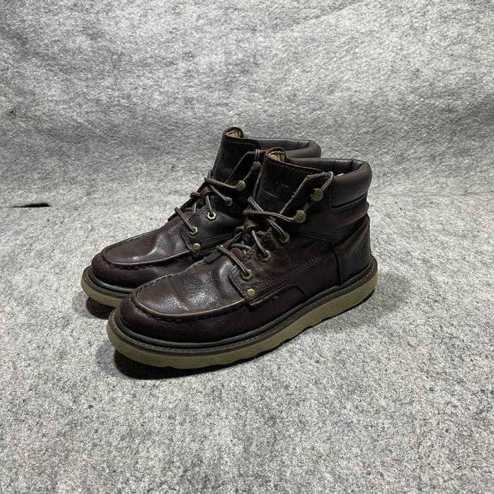 Merek: CAT MOCTOE  Model : MOCTOE  BOOTS  Asla. : CHINA  Ukuran: 8 setara 42 insole 26.5-27cm Price 