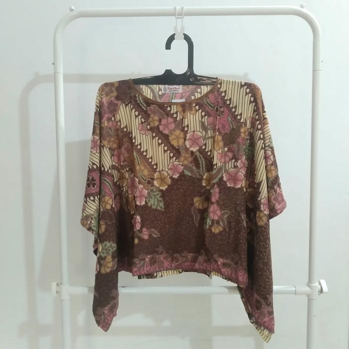 Blouse / Atasan Modern Casual Batik Danar Hadi