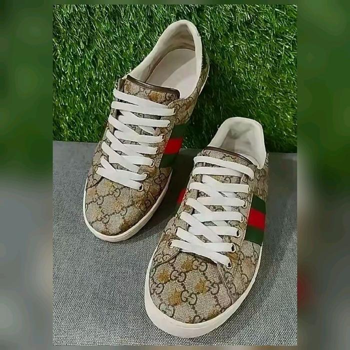 Original murah boss ku..!! Gucc* Ace GG Supreme Bee Shoes Authentic Sepatu pria Wanita Asli