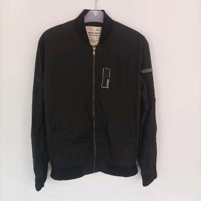 BOMBER JAKET SECOND PRIA HITAM LITMUS SIZE M J039