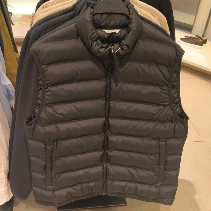 Vest Rompi Zara Rompi Puffer Hitam Pria