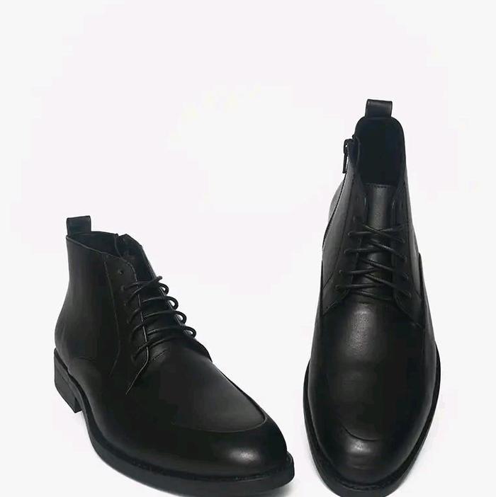 BUCCHERI Sepatu Cowok Boot - B9043