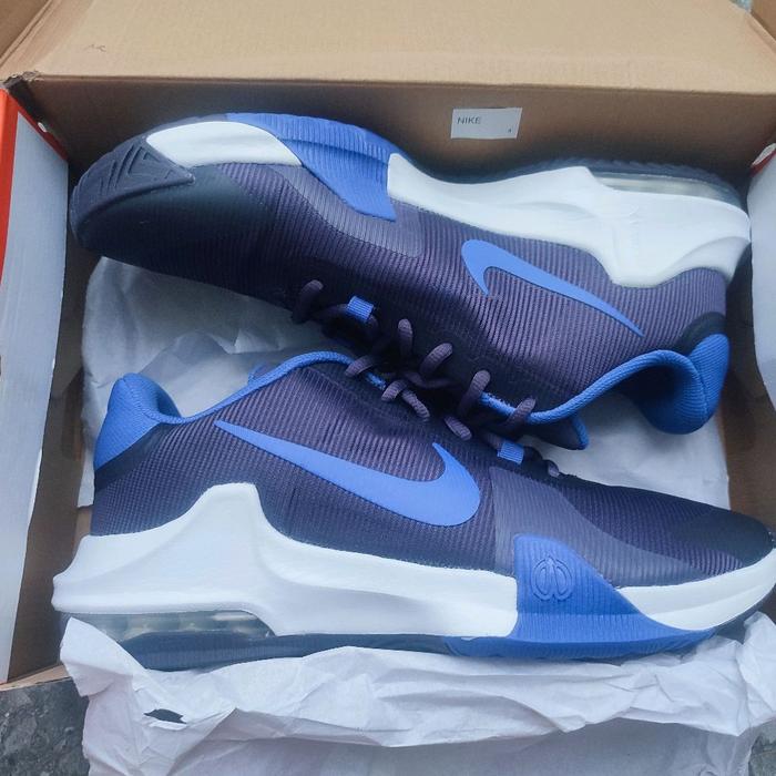 nike airmax impact size 46