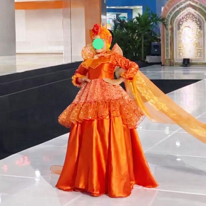 Baju gaun muslim anak glamor glamour fashion show / dress muslim mewah