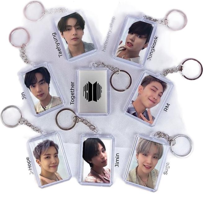 Gantungan Kunci BTS Akrilik Kpop BTS/ Gantungan tas BTS