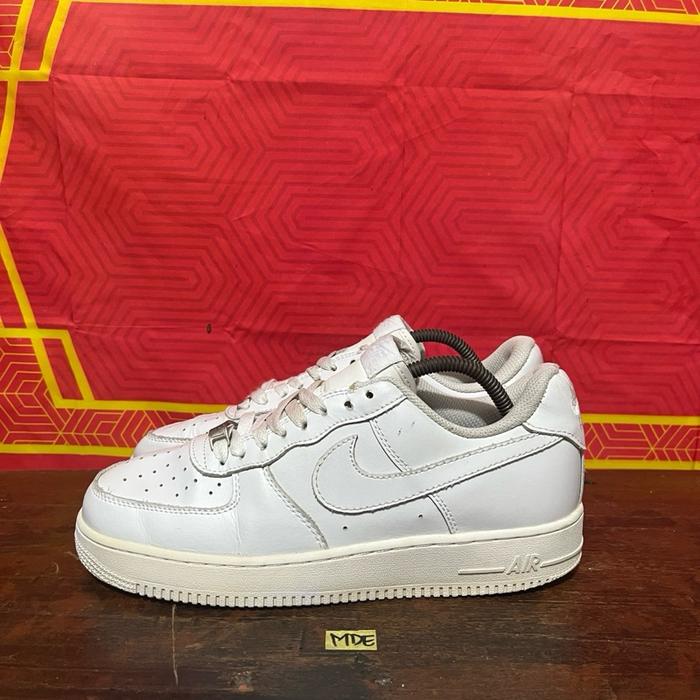Sepatu second ori nike af1 low full white size 42