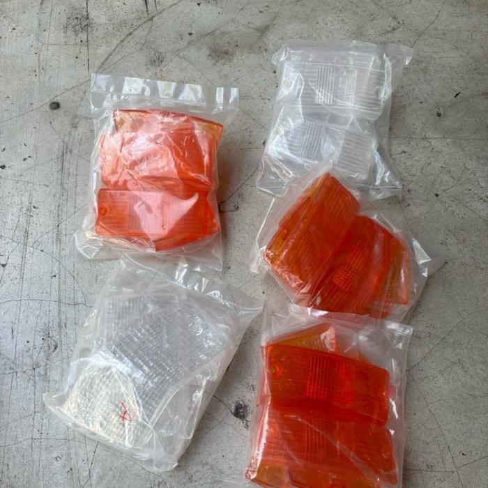 Mika sein Vespa Px impor triom
