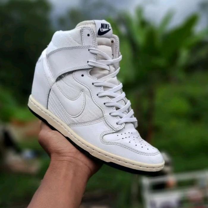 Nikee Women's Dunk Sky Original Second