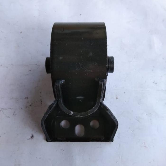 dudukan mesin engine mounting kanan suzuki baleno 97 R1