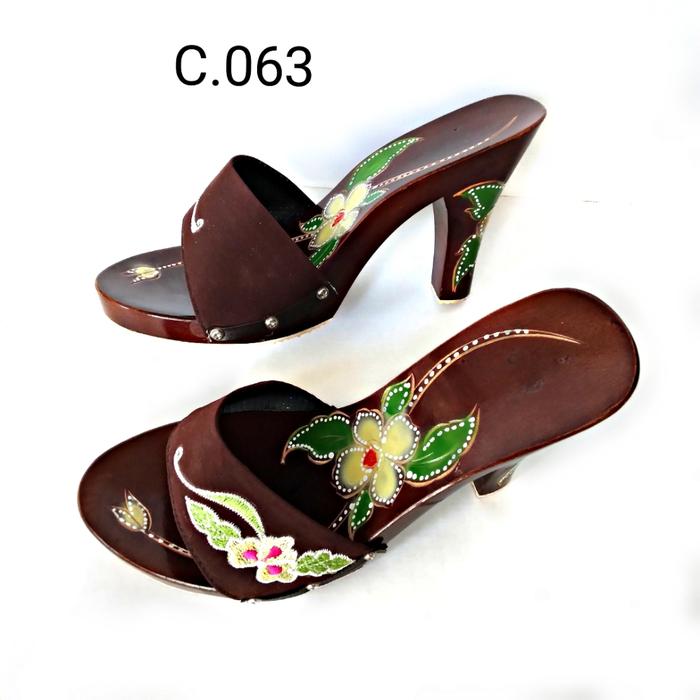 Sandal Kayu Wanita Hak Tinggi Ukir Airbras Selop Bordir