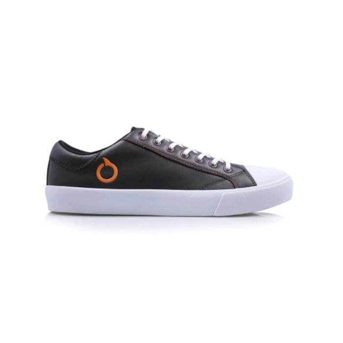 Sepatu Casual Ortuseight Stockholm - Black Brown
