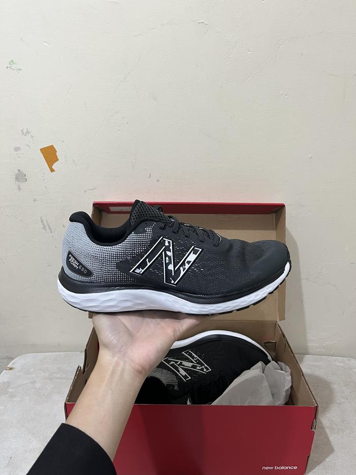 SEPATU NEW BALANCE FRESH FOAM X 680 V7 PRIA M680NB7