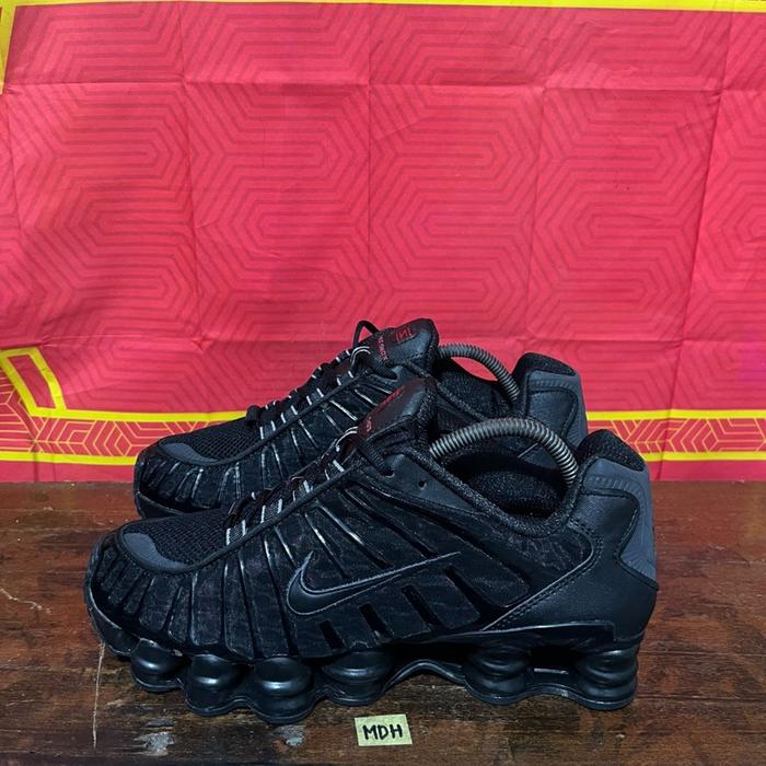 Sepatu second branded nike shox R4 size 42