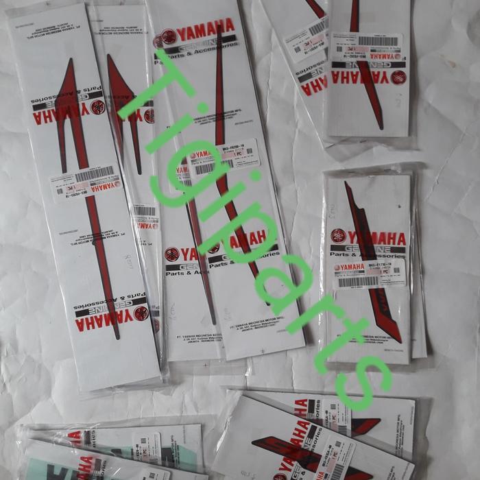 Striping Stripping Stiker Yamaha R15 V3 Hitam OSEAN