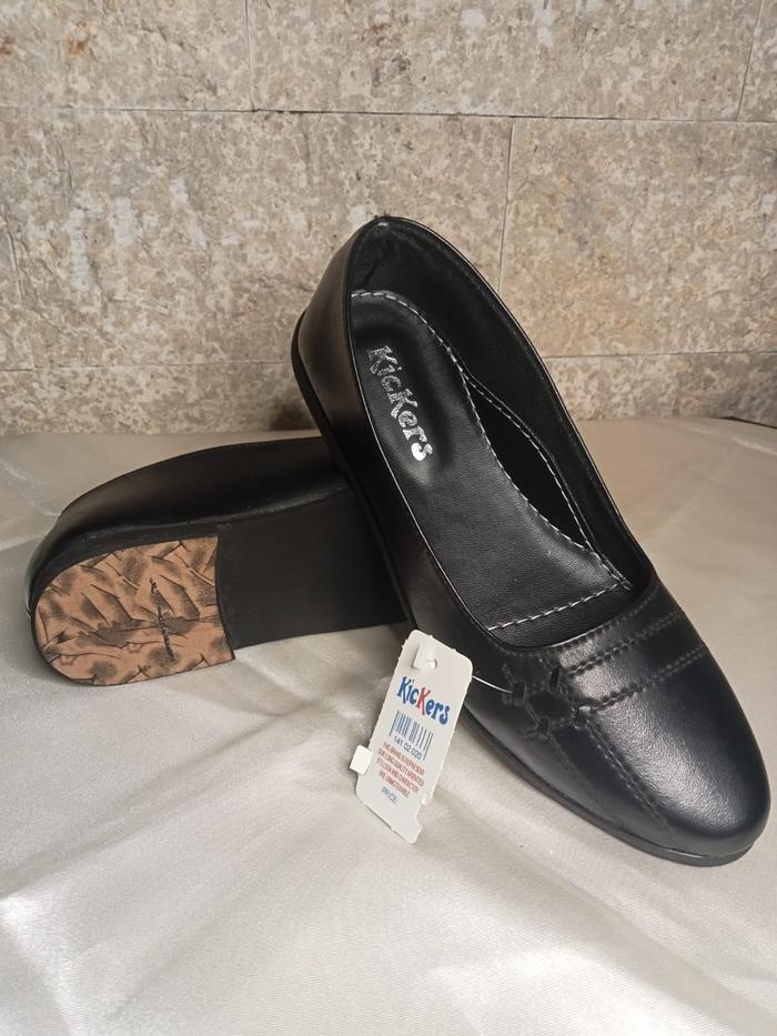 Sepatu Pantofel Wanita Sepatu Kerja Sekolah Pantofel Flat Hitam Trepes Kickers Shoes