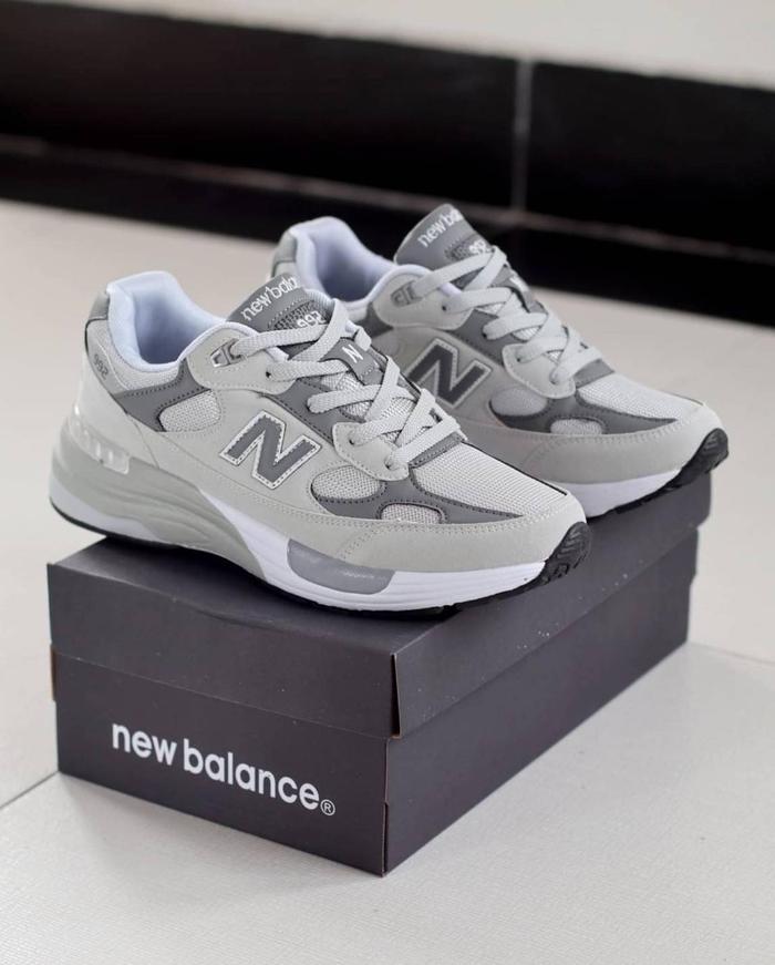 Sepatu Sneakers NB New Balance 992 Usa Grey Casual Fashion Olahraga Lari Pria
