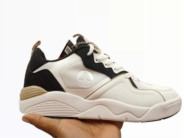 Airwalk Sepatu Anak-Anak Casual untuk Kids Walking, Produk Airwwalk dengan Desain Hitam dan Putih