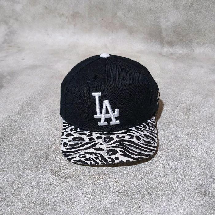 Topi snapback anak mlb la hitam motif bekas
