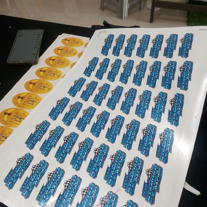 cetak stiker vinil bebas logo sendiri