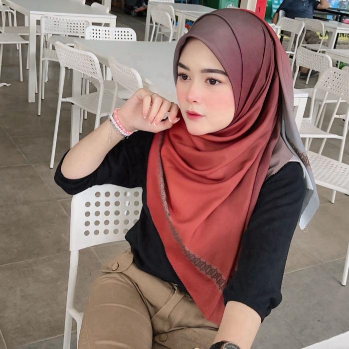 Hijab YS002 Kerudung Voal Syar'i 130x130cm - Square, Muslim