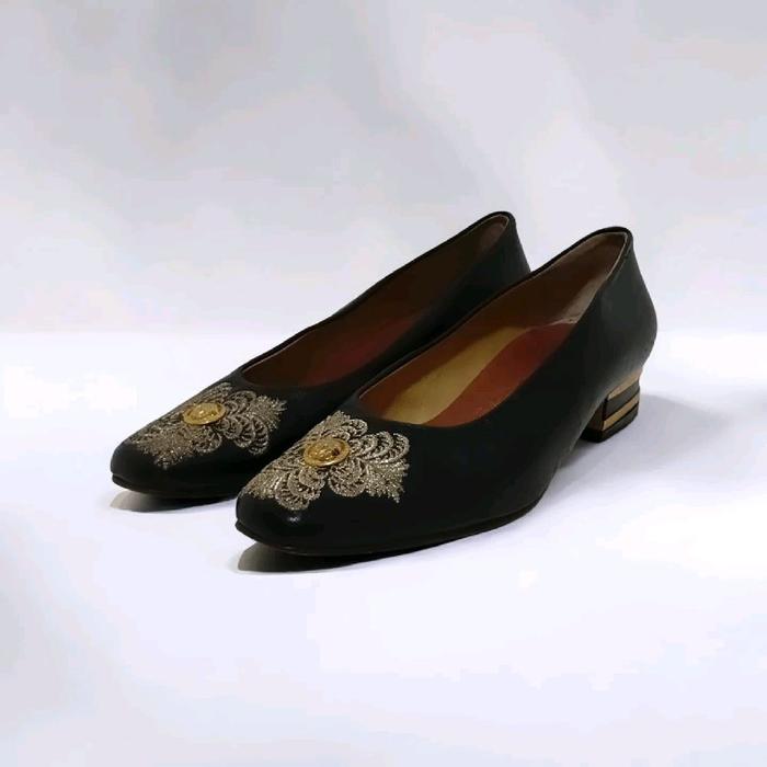 Versace Medusa Gold Embroidery Black Leather Heels Original