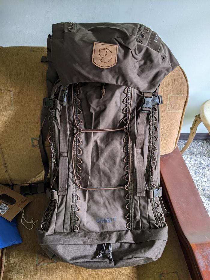 tas ransel gunung carrier Fjallraven Singi 48