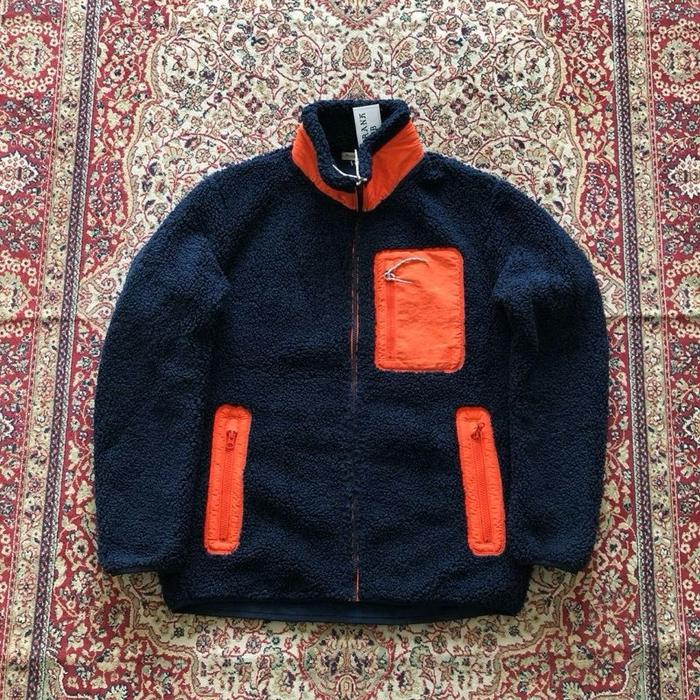 Jaket Uniqlo x jw anderson boa fleece jacket  Casual Uniqlo Jw anderson winter jacket F996