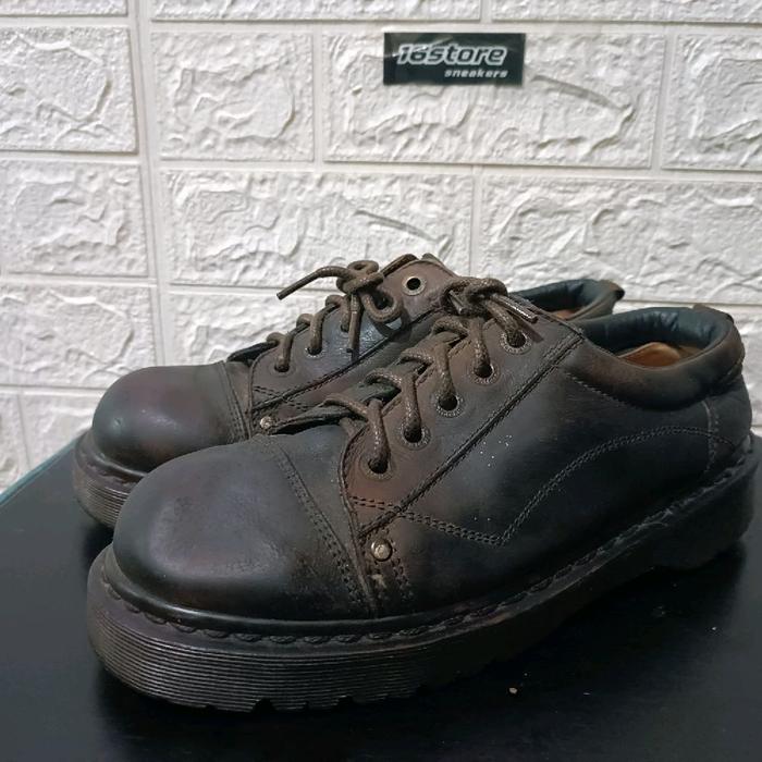 DR. MARTENS  8322 ENGLAND ORIGINAL SECOND UKURAN