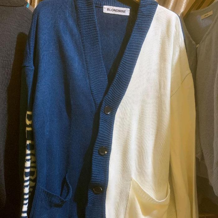 Blondnine + Cardigan Biru Putih +