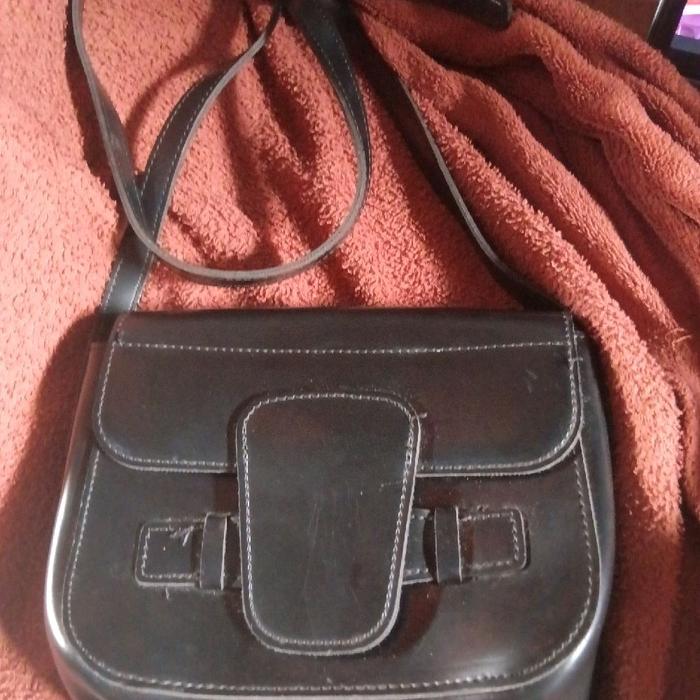 TAS HITAM SLINGBAG BEKAS MINISOO Selempang Wanita