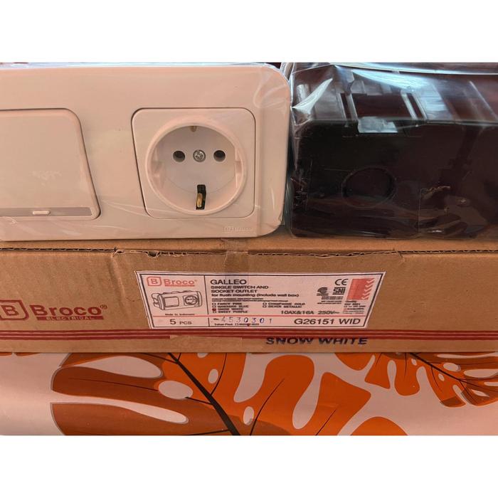 Broco Stop Kontak Arde + Saklar Engkel IB Broco Engkel Stop 525161