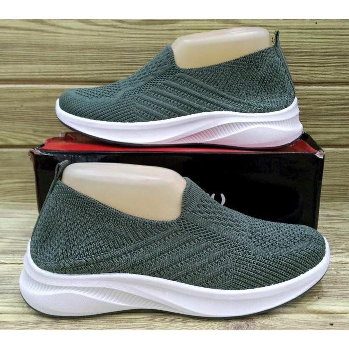 SEPATU SLIPON WANITA SAILATU
