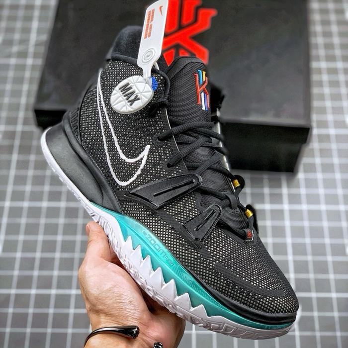 Sepatu Kyrie 7 Brooklyn Black