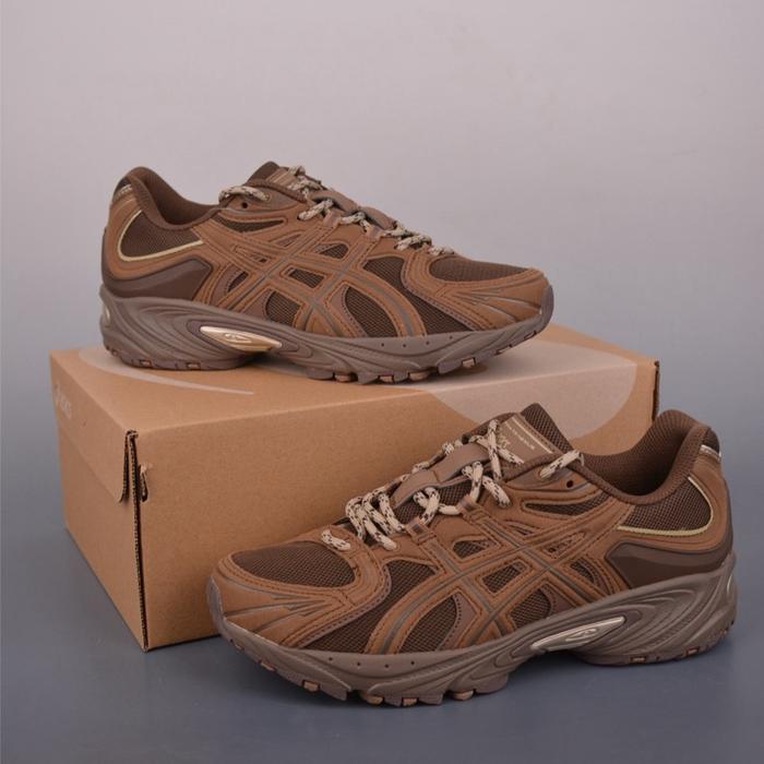 Sepatu Gel Kahana TR Nexus Brown