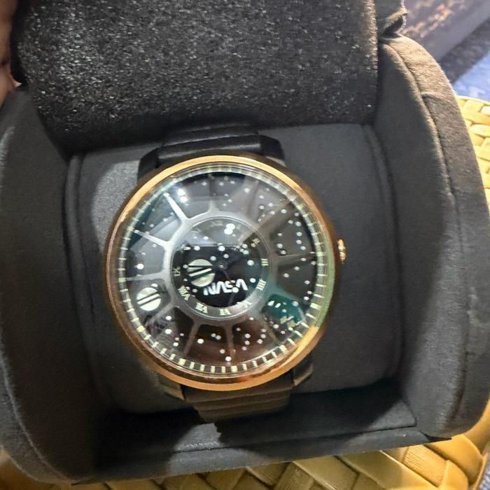 Jam Tangan NASA xeric dengan Tali Kulit dan Desain Astronaut - Dinding