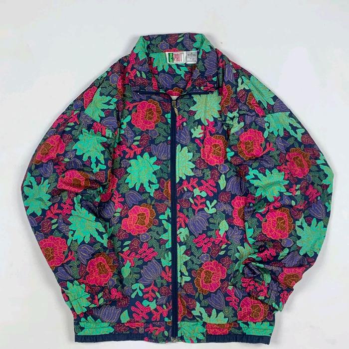 BOLD SPIRIT, JAKET VINTAGE jaket bahan prasut 2 layer lumayan tebal size M fit L LD120 PJ68 direkom