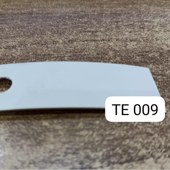 TACO EDGING PVC 009AA LEBAR 4,2CM 1MM