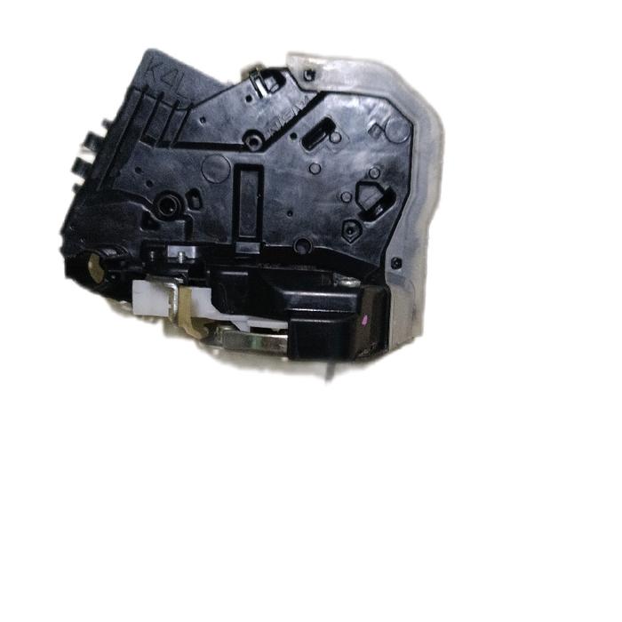 Door lock pintu kiri blk avanza/xe 2022-2025