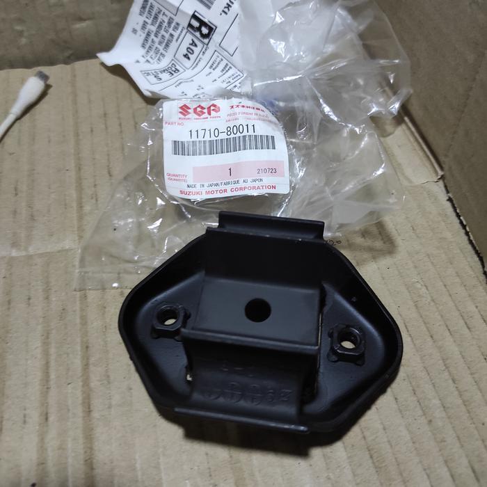 Engine Mounting Belakang Katana suzuki O1