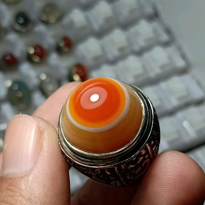 cincin batu Sulaiman mata /puser