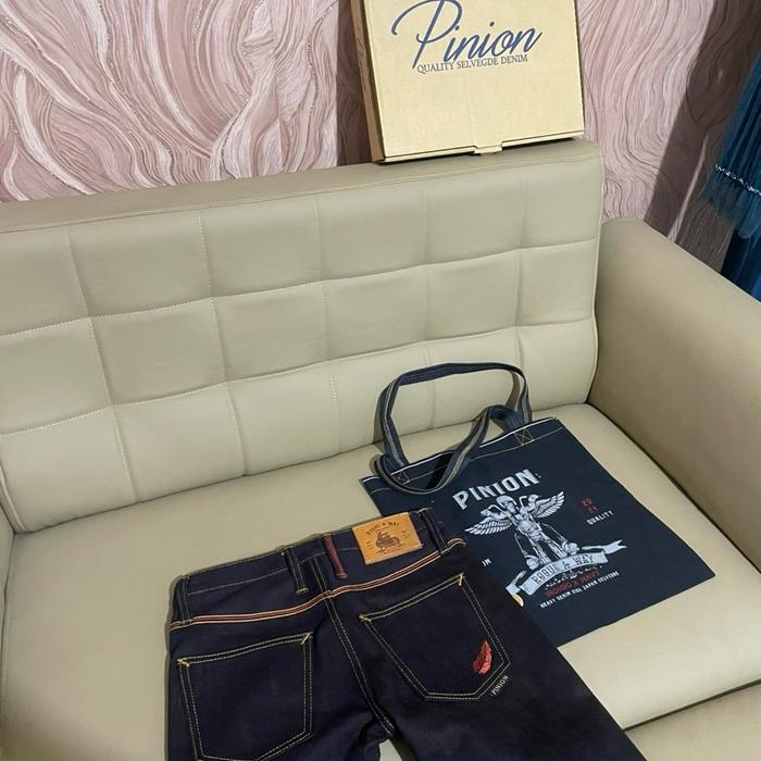 Pinion denim rogue a way