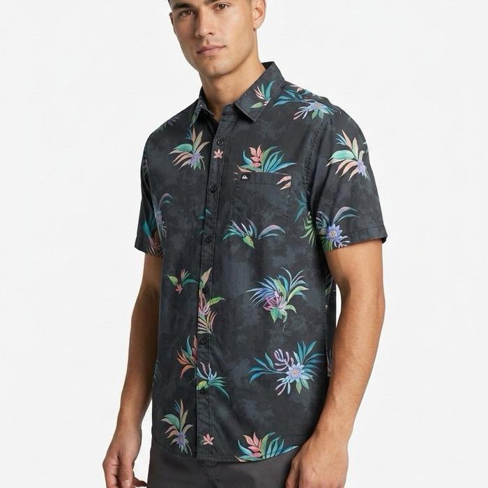 Quiksilver Kemeja Pria Motif Bunga Tropis Hitam untuk Gaya Santai