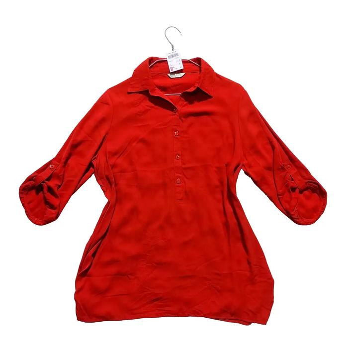 atasan blus wanita warna dasar merah bata