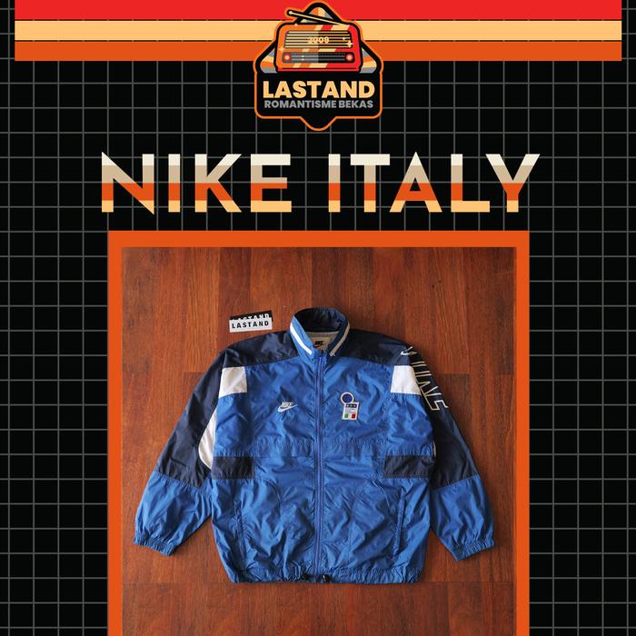 Jaket Bola Vintage Italy Nike 1996-97