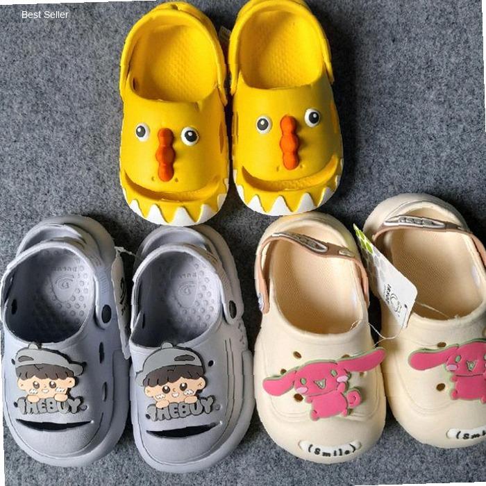 Paket Sandal Fashion Anak Premium Hemat 3Pcs Boneka Putar, Japit Love, dan Shark Hiu Slop - Ukuran K