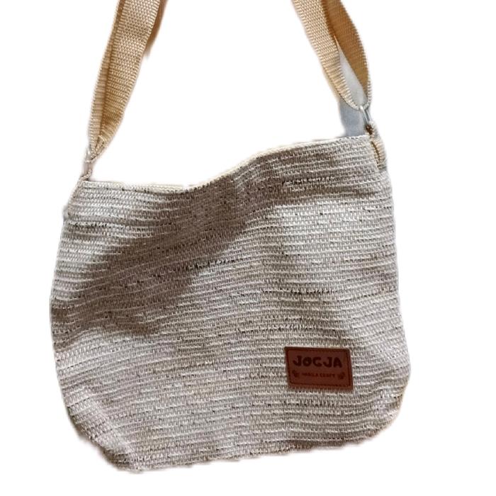 JOGJA Tas Shoulder Crossbody Kulit Rajut dengan Label Jogja - Tas Bahu dan Selempang untuk Pria dan 