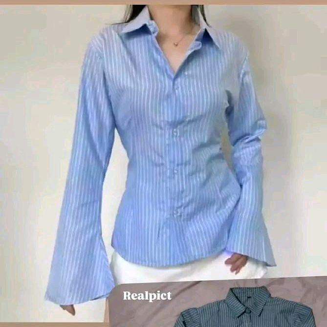 Kemeja Wanita Biru Muda dengan Garis Putih - Realpic