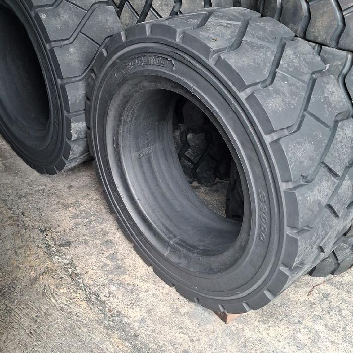 ban mati forklift 28×9-15 bekas